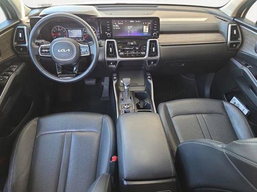 2023 Kia Sorento X-Line EX
