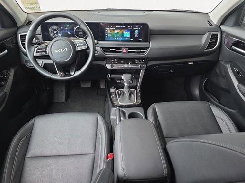 2025 Kia Seltos EX