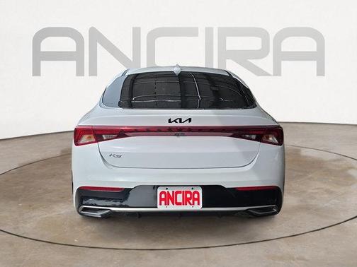 Glacial White Pearl 2022 Kia K5 LXS