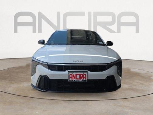 Snow White Pearl 2025 Kia K4 GT-Line