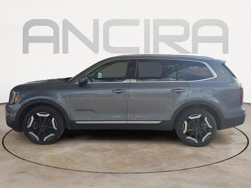 Everlasting Silver 2023 Kia Telluride EX