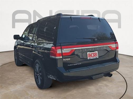 2017 Lincoln Navigator Select