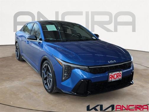 2025 Kia K4 GT-Line