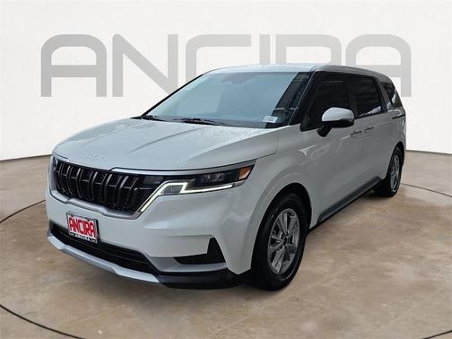 2023 Kia Carnival LX