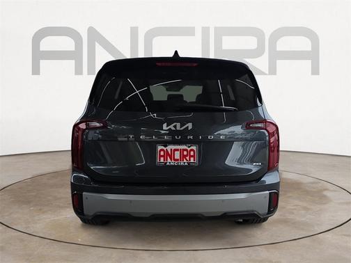 2023 Kia Telluride LX