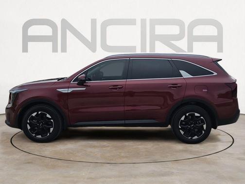 Red 2025 Kia Sorento S