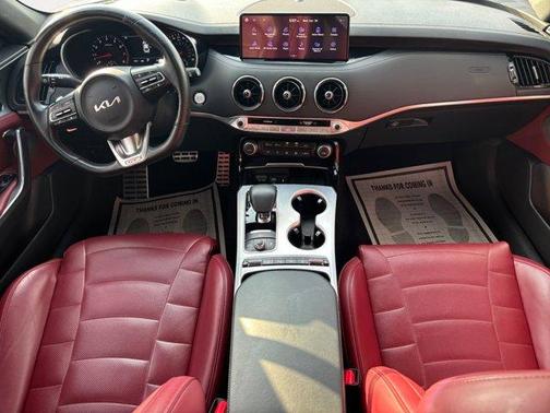 2022 Kia Stinger GT2