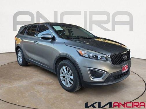 2017 Kia Sorento L