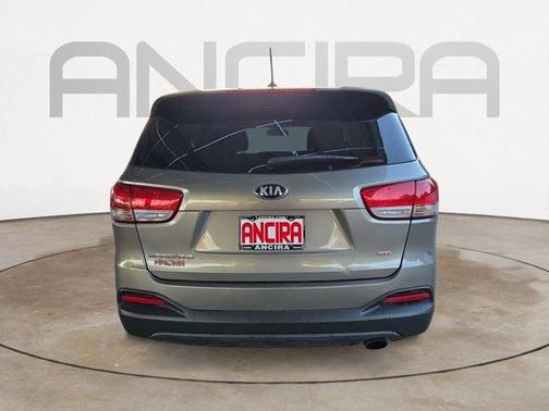 2017 Kia Sorento L