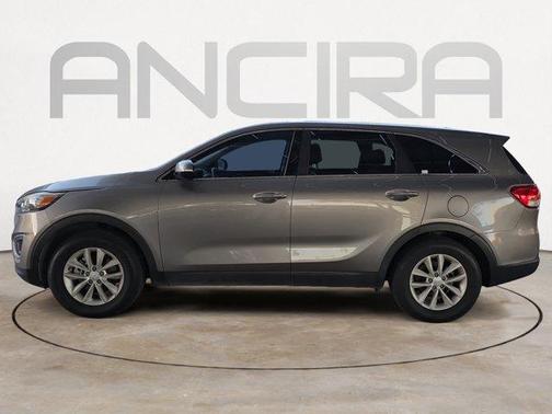 2017 Kia Sorento L