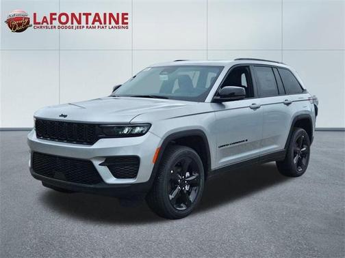 2025 Jeep Grand Cherokee Laredo