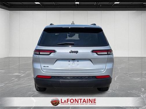 2024 Jeep Grand Cherokee L Laredo