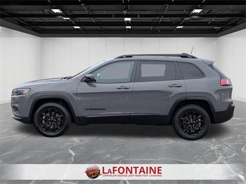 2023 Jeep Cherokee Altitude Lux