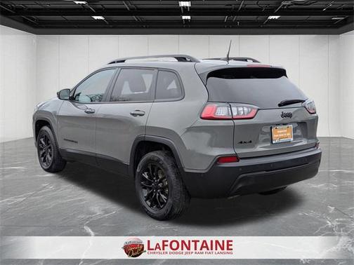 2023 Jeep Cherokee Altitude Lux