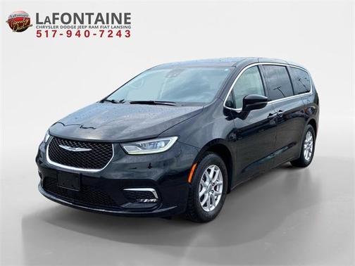 2023 Chrysler Pacifica Touring-L
