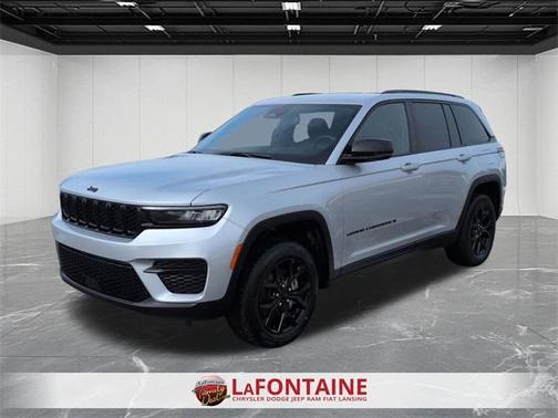 2024 Jeep Grand Cherokee Laredo