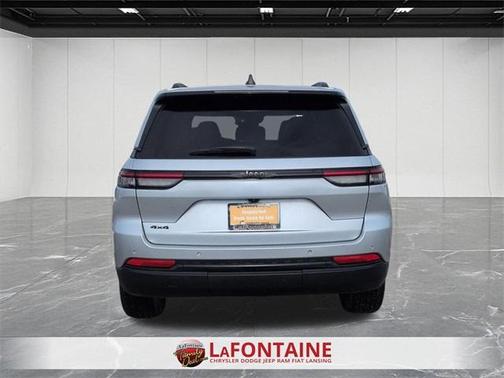 2024 Jeep Grand Cherokee Laredo