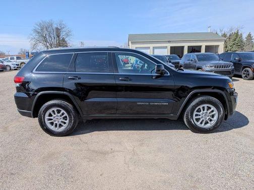 2020 Jeep Grand Cherokee Laredo E