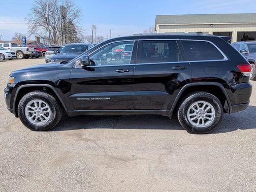2020 Jeep Grand Cherokee Laredo E