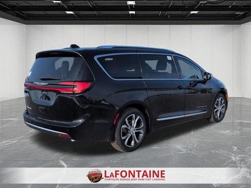 2026 Chrysler Pacifica Pinnacle