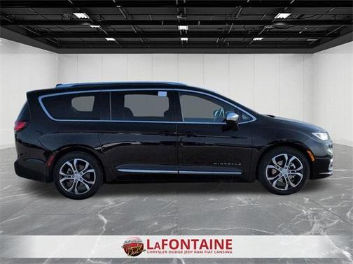 2026 Chrysler Pacifica Pinnacle