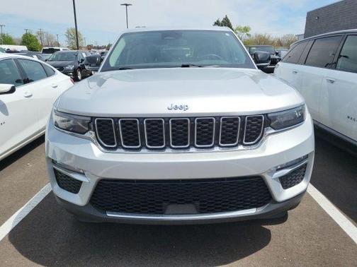 Silver Zynith 2022 Jeep Grand Cherokee 4xe Base