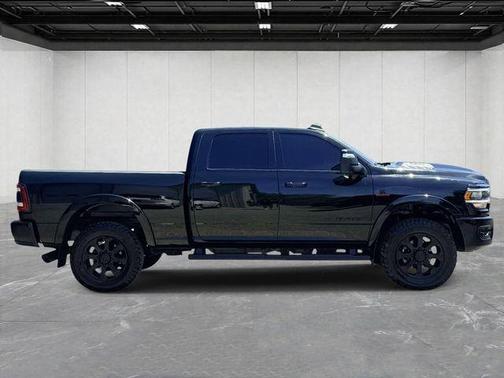 Diamond Black 2024 RAM 2500 Laramie