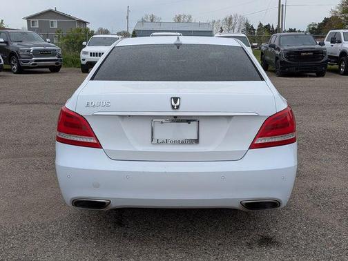 Casablanca White 2015 Hyundai Equus Ultimate