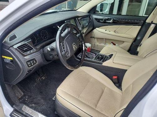 Casablanca White 2015 Hyundai Equus Ultimate