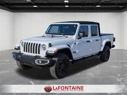 2022 Jeep Gladiator Sport