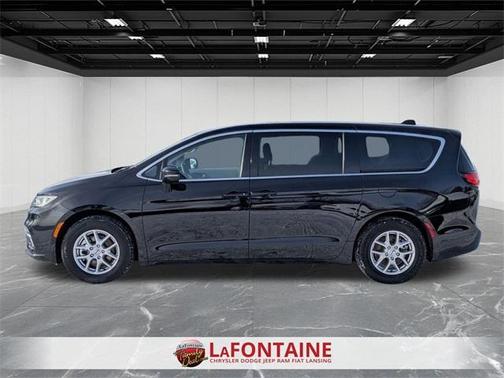 2024 Chrysler Pacifica Touring-L