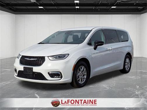 2024 Chrysler Pacifica Touring-L