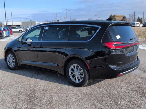 2026 Chrysler Pacifica Limited