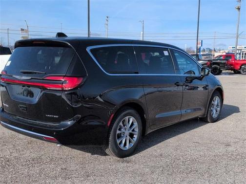 2026 Chrysler Pacifica Limited