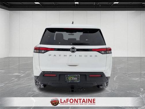 2024 Nissan Pathfinder S