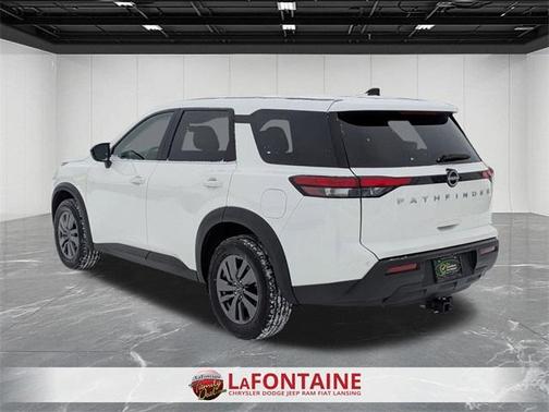 2024 Nissan Pathfinder S