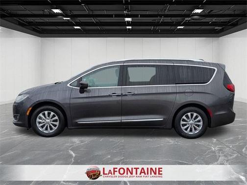 2018 Chrysler Pacifica Touring-L