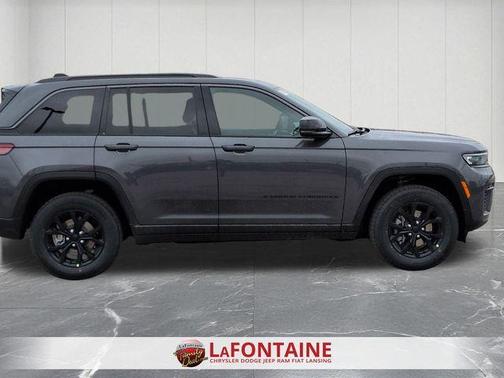 2026 Jeep Grand Cherokee Laredo