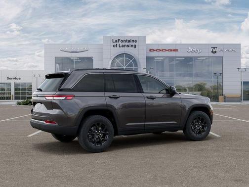 Metallic 2026 Jeep Grand Cherokee Laredo