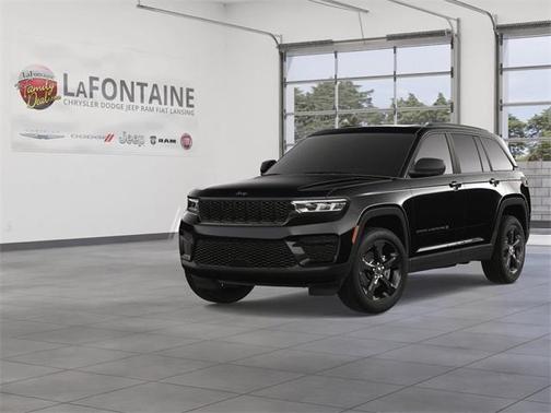 2025 Jeep Grand Cherokee Laredo