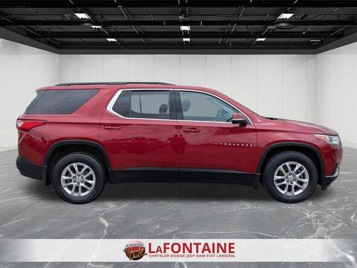 Red Tinted Clearcoat 2019 Chevrolet Traverse LT Cloth