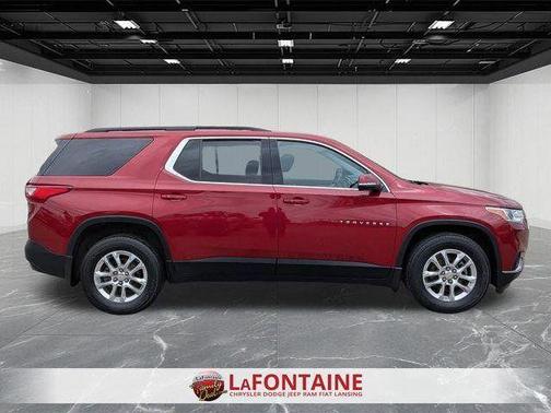 Red Tinted Clearcoat 2019 Chevrolet Traverse LT Cloth