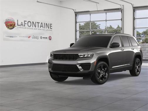 2025 Jeep Grand Cherokee Laredo