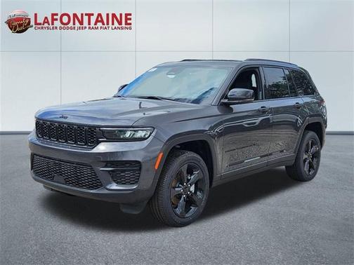 2025 Jeep Grand Cherokee Laredo