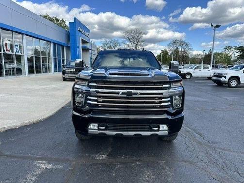 Black 2022 Chevrolet Silverado 2500 High Country
