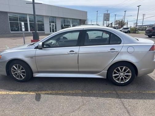 2016 Mitsubishi Lancer ES