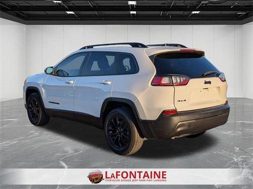 2023 Jeep Cherokee Altitude Lux