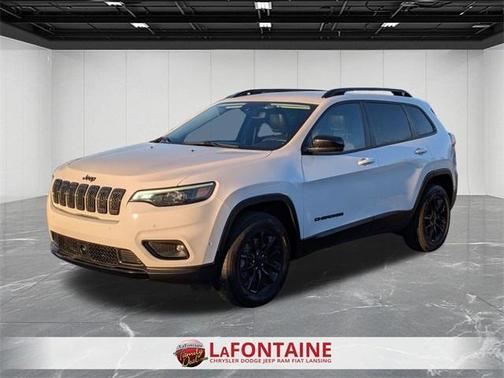 2023 Jeep Cherokee Altitude Lux