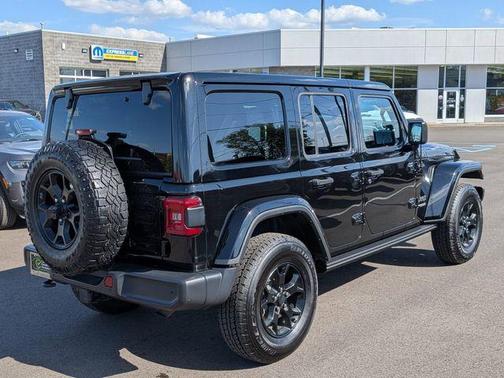 Black Clearcoat 2019 Jeep Wrangler Unlimited Moab