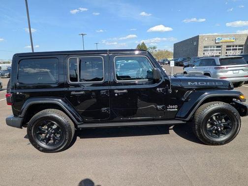 Black Clearcoat 2019 Jeep Wrangler Unlimited Moab